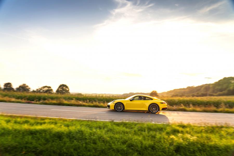 Porsche 911 Carrera (992) 2019 года  (WW) (фото 93 из 148)